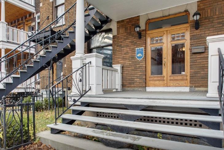 Le 9 Et Demi Montreal Ngoại thất bức ảnh