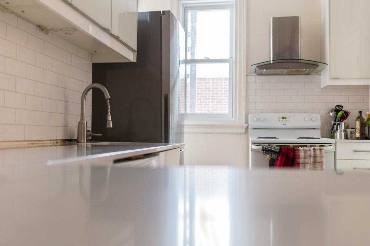 Le 9 Et Demi Montreal Ngoại thất bức ảnh