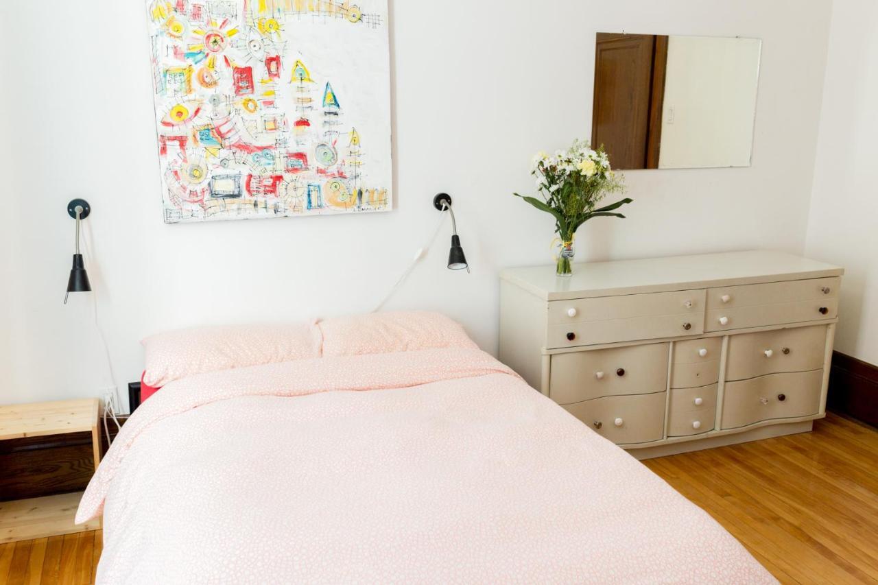 Le 9 Et Demi Montreal Ngoại thất bức ảnh